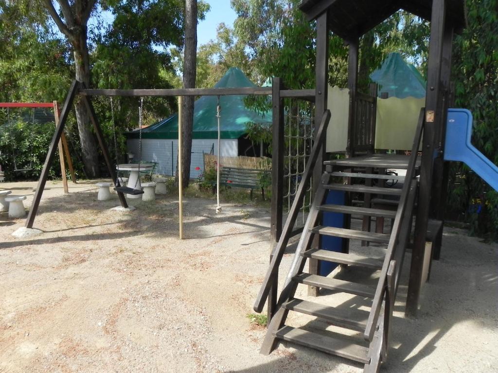 Camping Lacona 카폴리베리 외부 사진